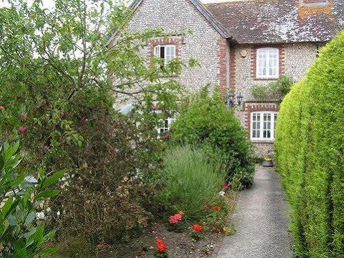 Flint Cottage Chichester Bagian luar foto
